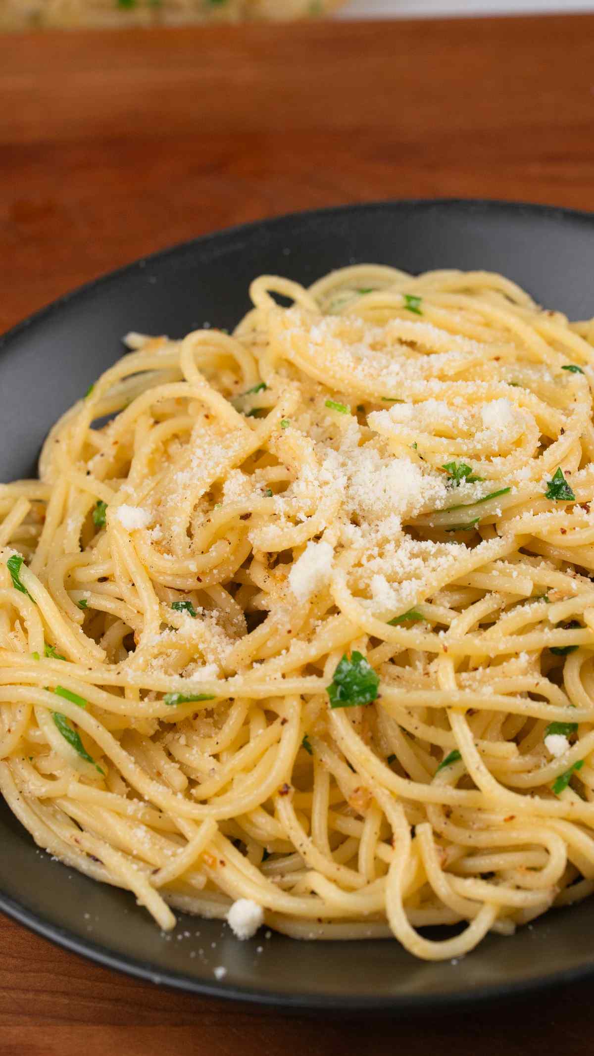 Spaghetti with Garlic and Olive Oil